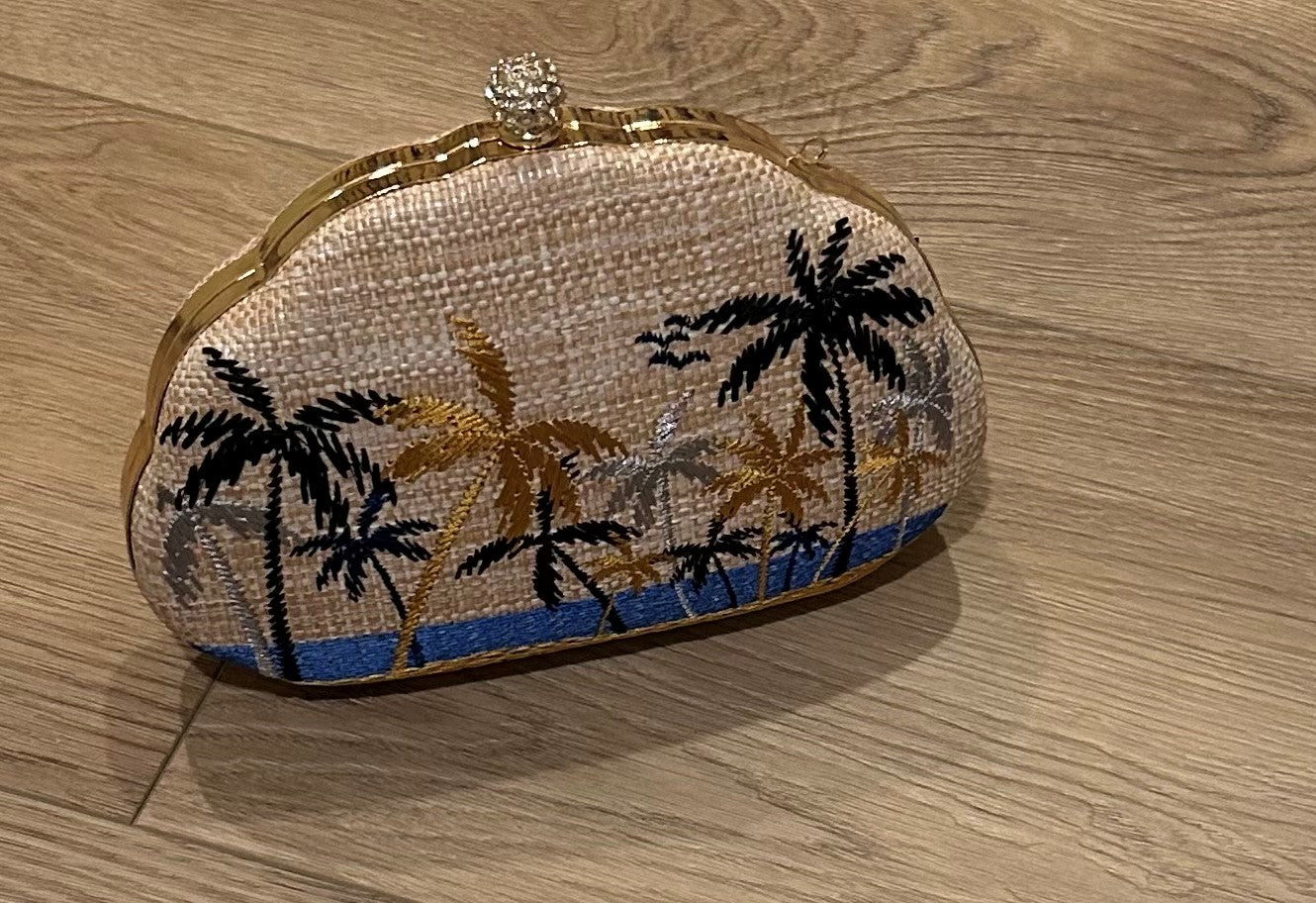 Beach Clutch