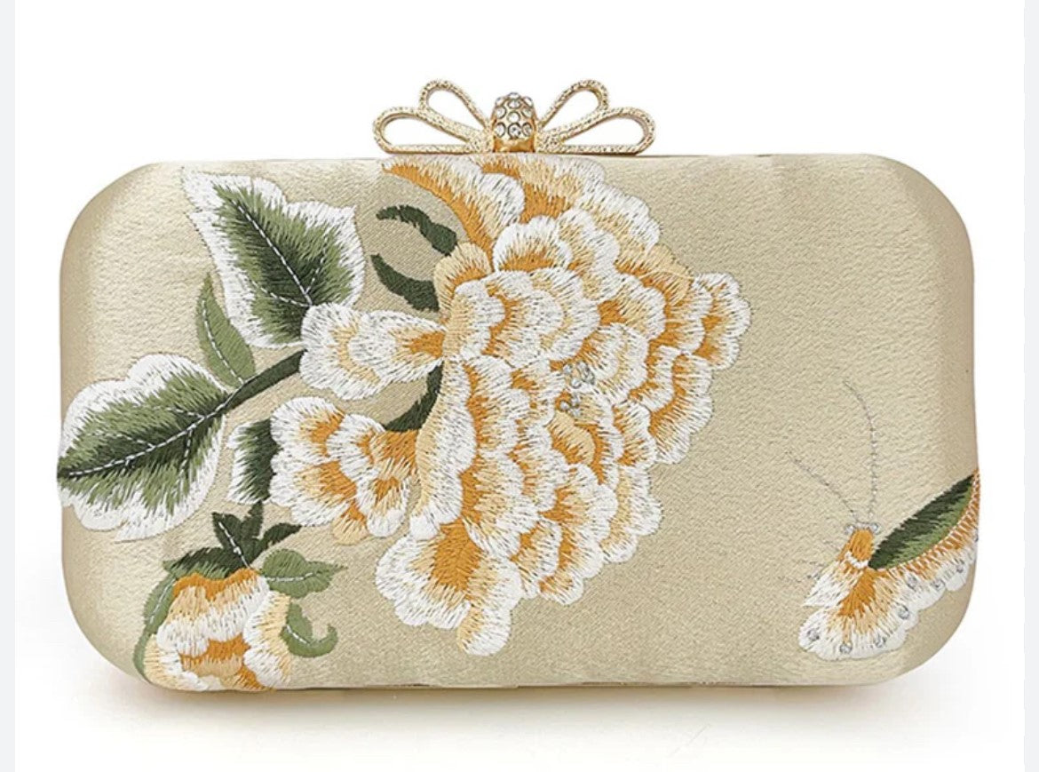 Perrands Silk floral hard clutch